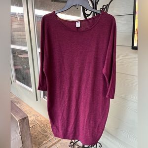 Old Navy Small Maroon, Purple used dress. Wore it a few times. Size